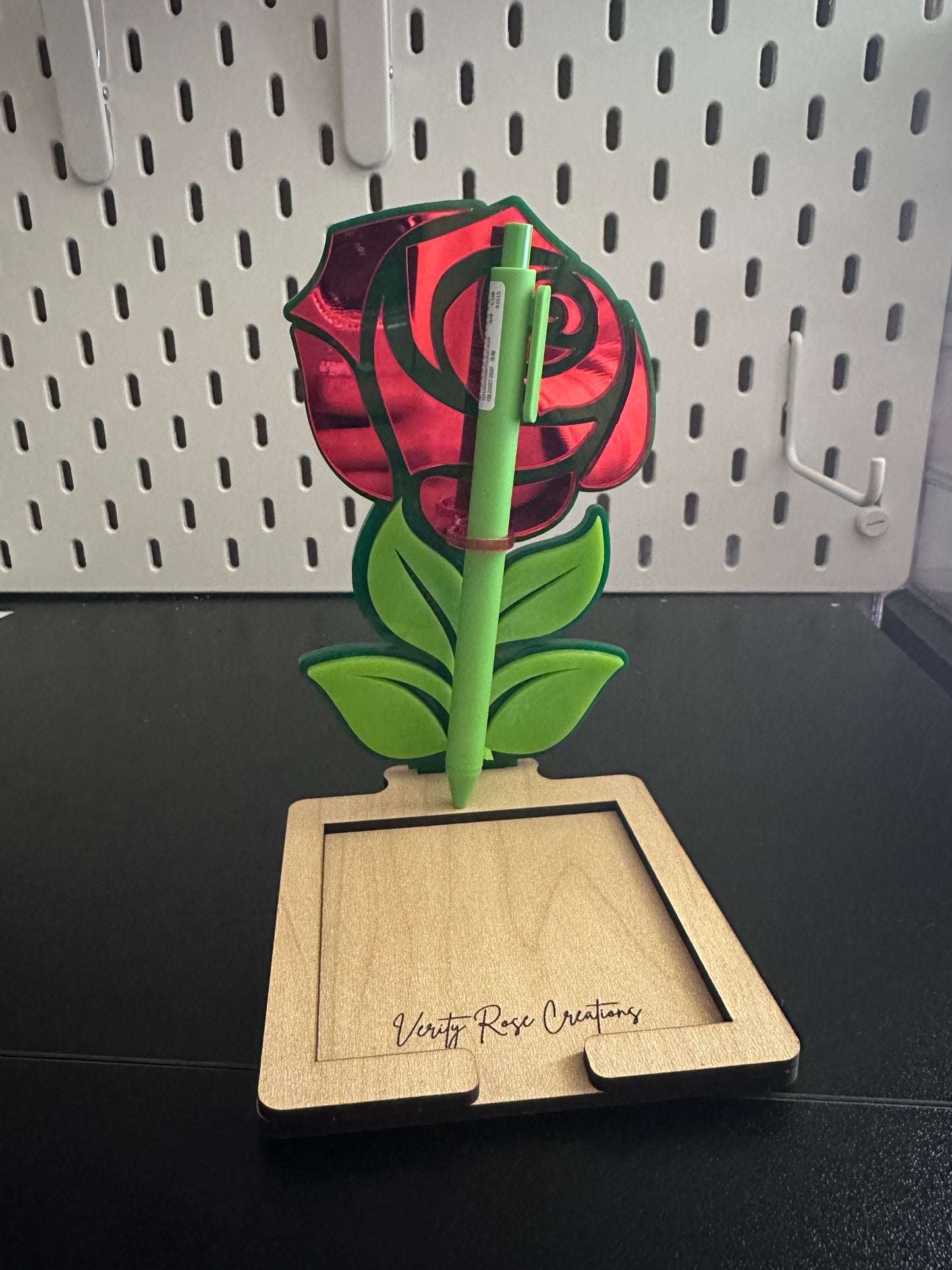 Rose Sticky/Pen Stand