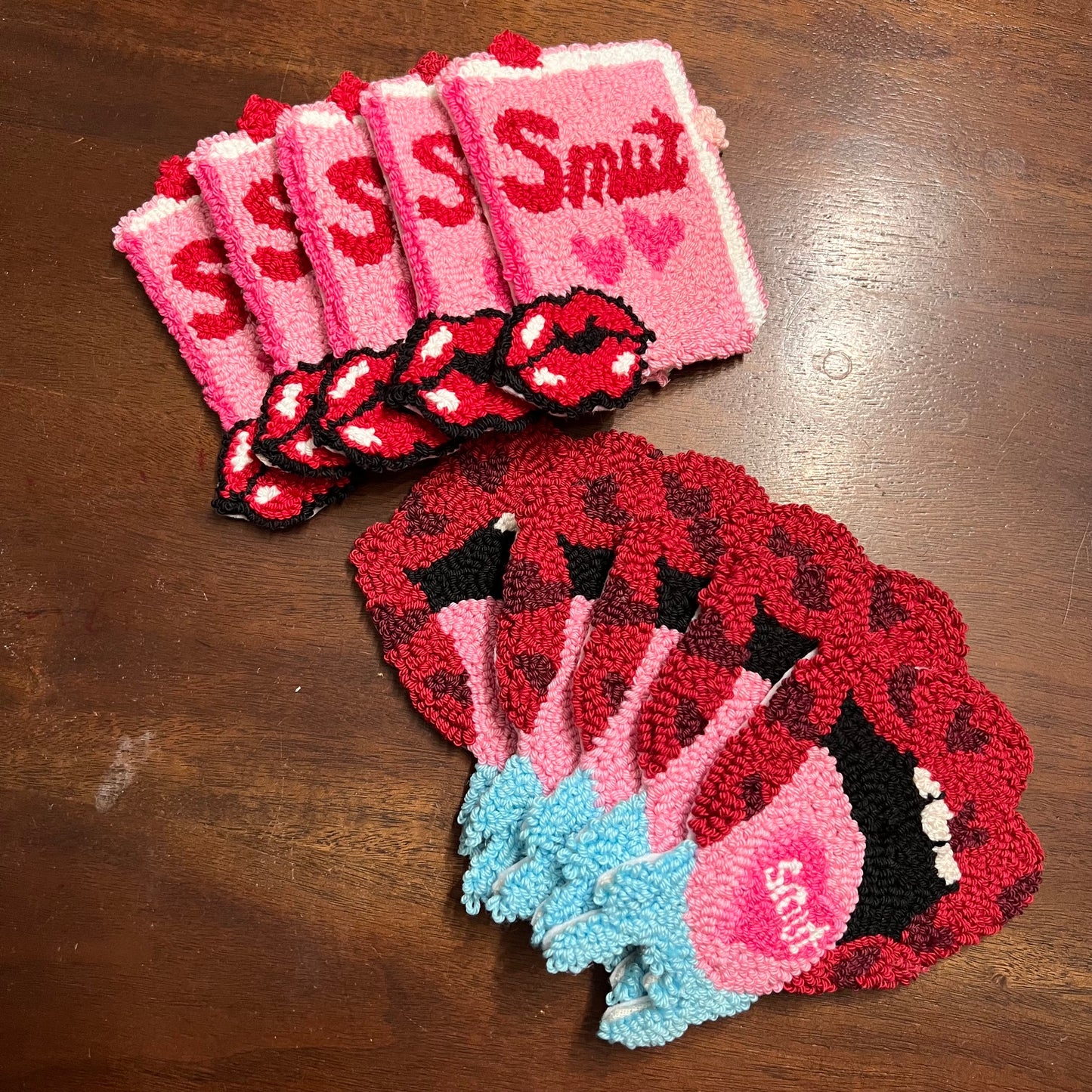 SMUT Lips Rug Mug