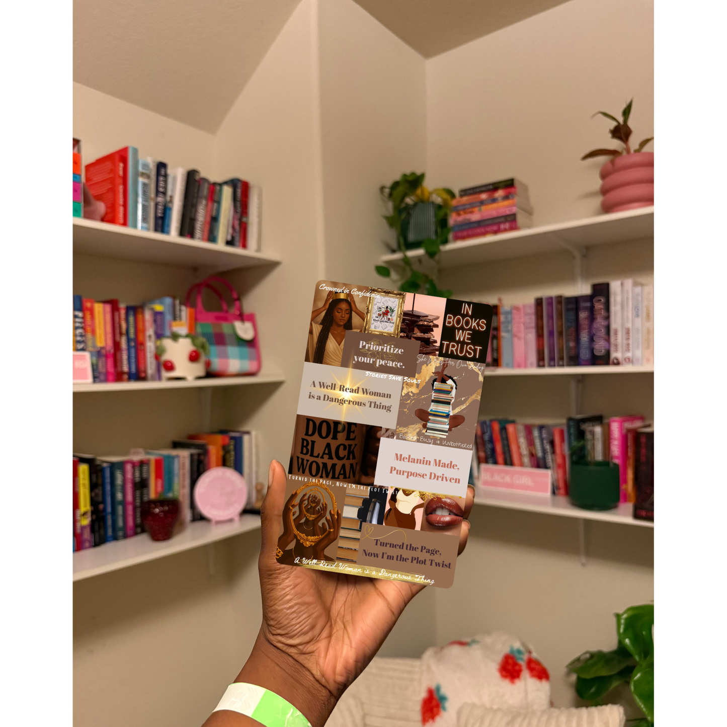 (PREORDER) Melanin Gold Kindle Case