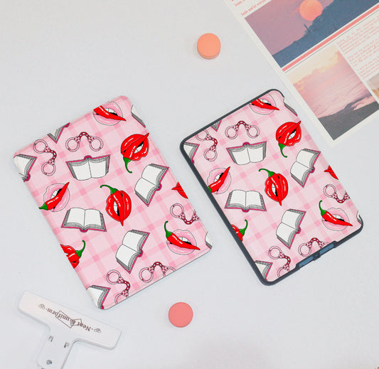 (PREORDER) Lips & Books Kindle Case