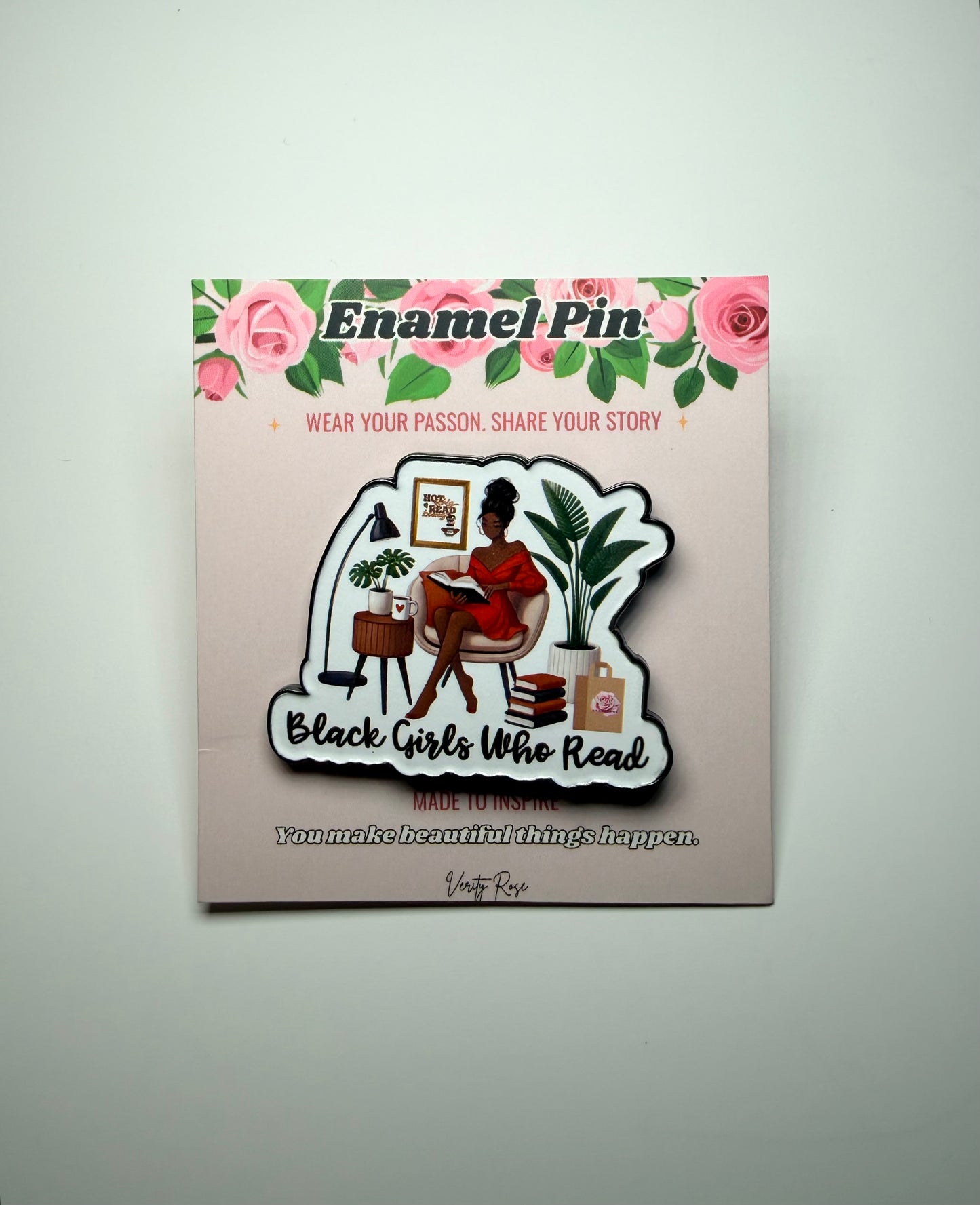 (RTS) Black Girls Who Read Enamel Pin