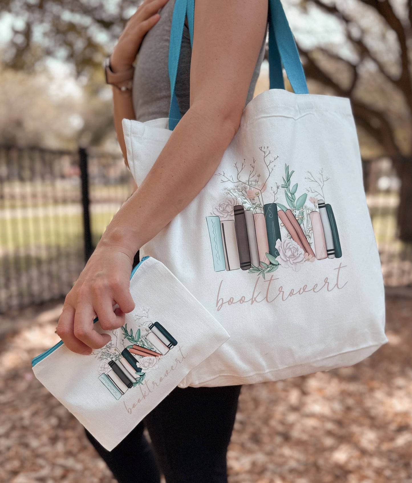 Booktrovert Tote